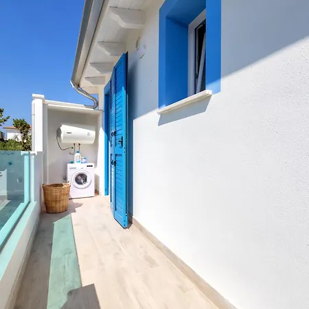 La Perla Di Mare 5 By Interhome *